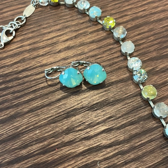 Sparkly stone necklace - Picture 2 of 2